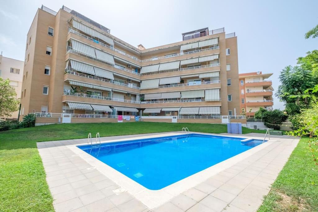 Apartamento En Complejo Residencial, Con Piscina. Salou Exteriör bild